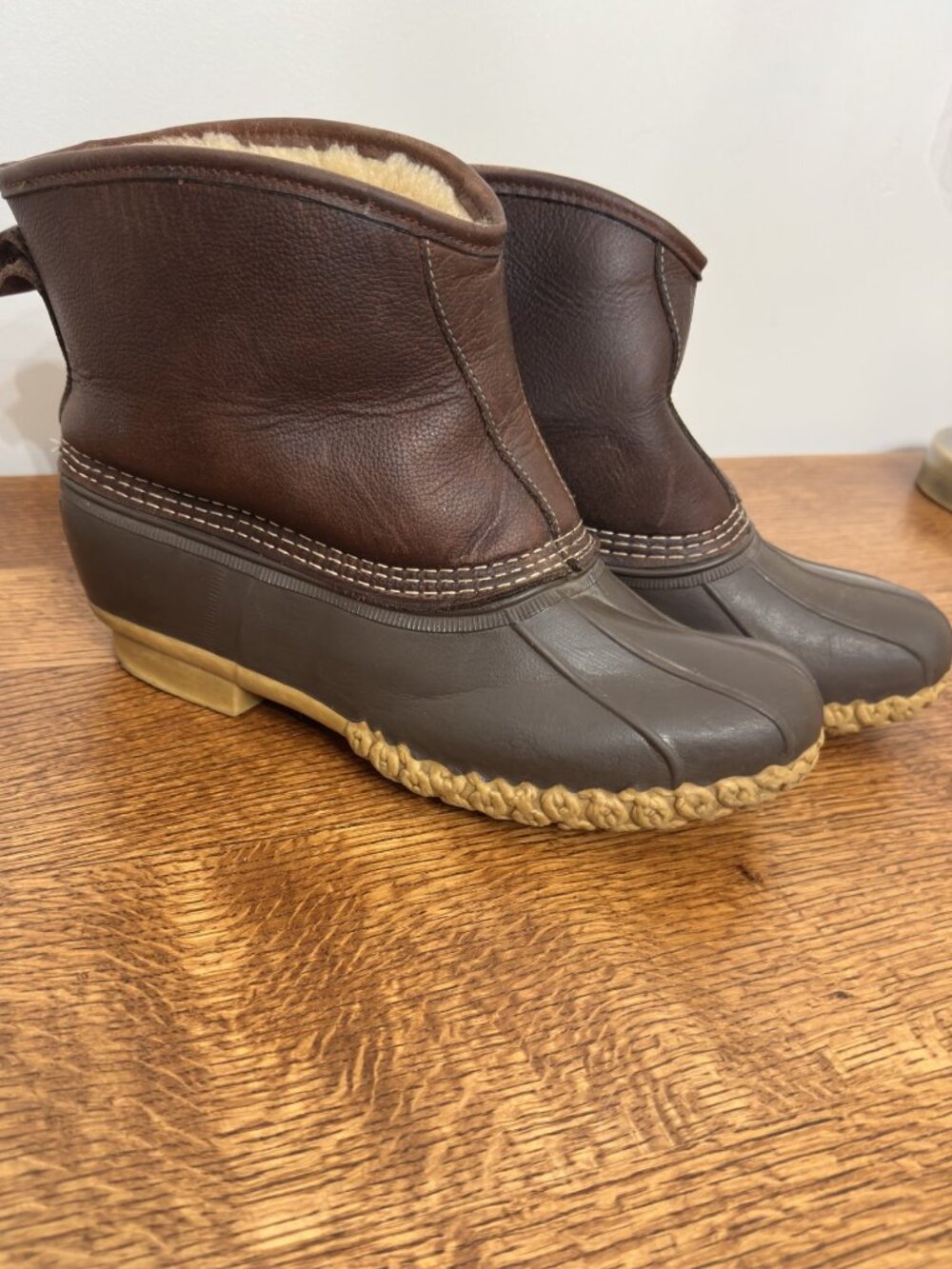 L.L BEAN MEN'S SIZE 10 WINTER LEATHER DUCK BOOTS INSULATED